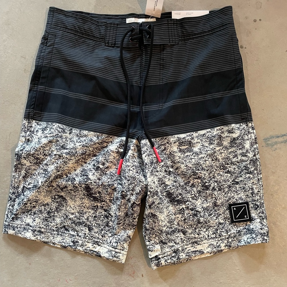 NWT American Eagle swim trunks xs